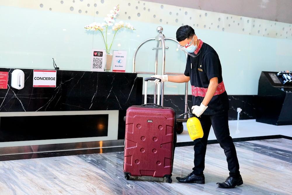 Swiss-Belhotel Mangga Besar Jakarta Exteriör bild